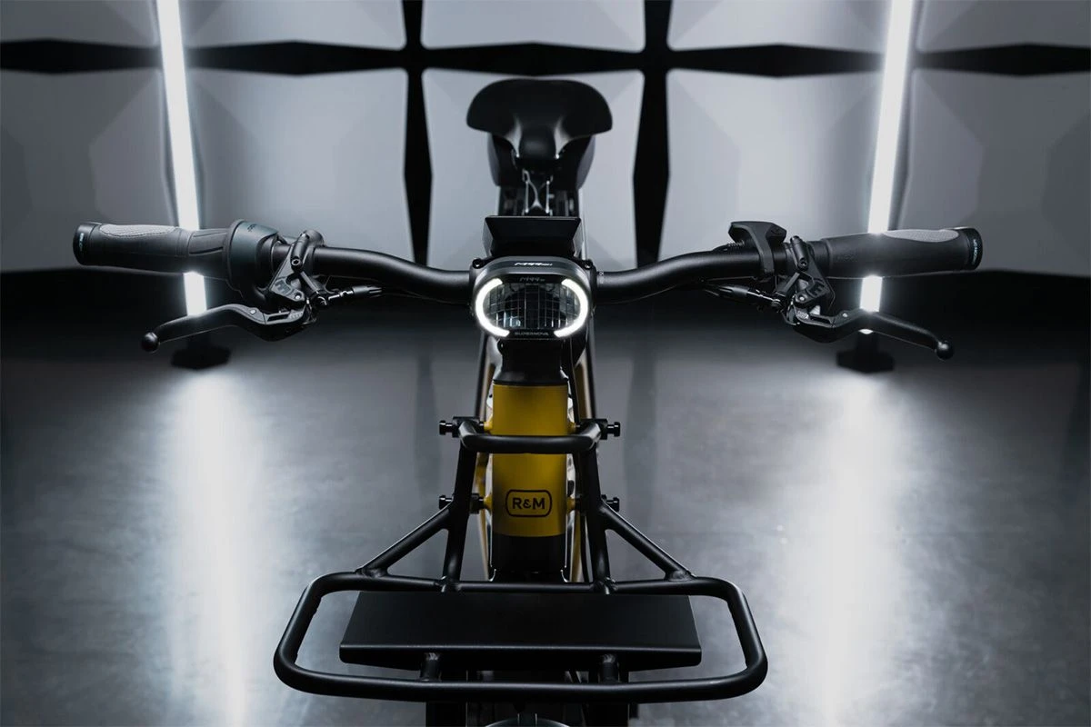 Supernova - Phare M99 PRO 2 E-45 7 Supernova - Phare M99 PRO 2 E-45 – Image 5